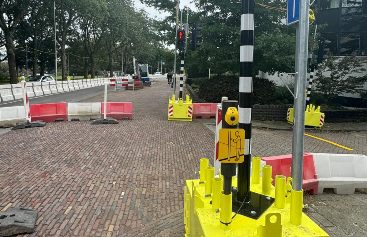 Voetgangers oversteek Kralingse Plaslaan in Rotterdam